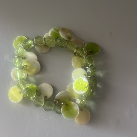 Green bracelet - Picture 2 of 4
